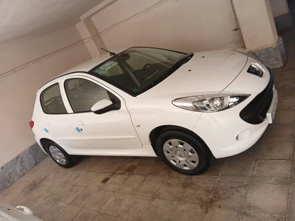 خودرو پژو207iمدل1404سقف فلز|خودرو سواری و وانت|هشتگرد, شهرک ولیعصر (مصلی)|دیوار