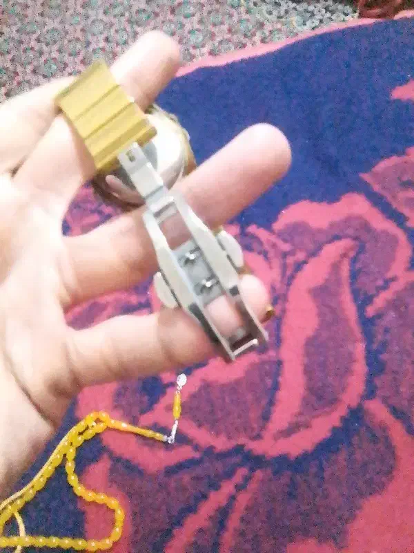 ساعت.ژاپن.رنگ‌ثابت.مدل‌بسیارظریف‌وشیک.|ساعت|ارومیه, |دیوار