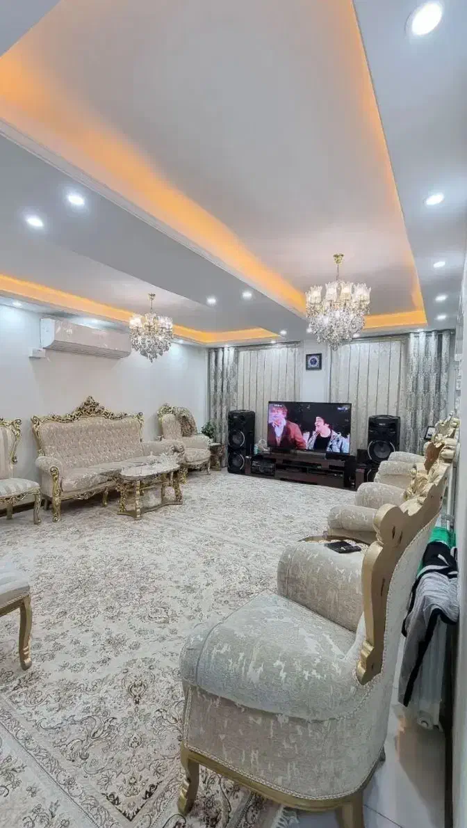 ۷۰متر چهار باغ شرقی/سالن پرده خورقدی/خطی روبه کوچه|فروش آپارتمان|تهران, جنتآباد جنوبی|دیوار