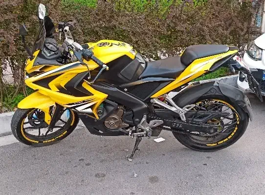 RS 200|موتورسیکلت|کرج, گوهردشت|دیوار