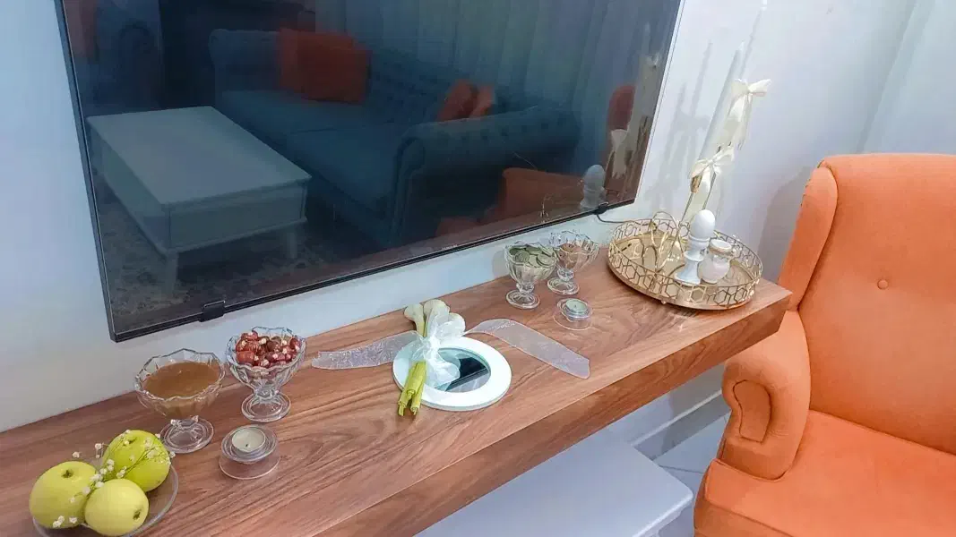 میز تی وی|میز تلویزیون|مشهد, هنرور|دیوار