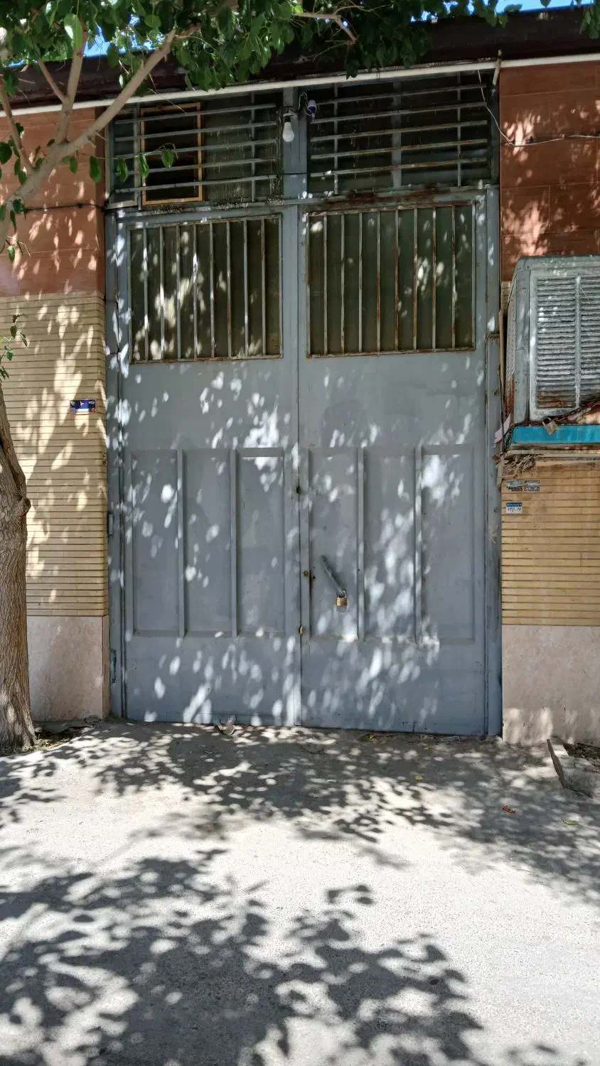 فروش و اجاره کارگاه|اجارهٔ دفتر صنعتی، کشاورزی، تجاری|خمینی‌شهر, |دیوار