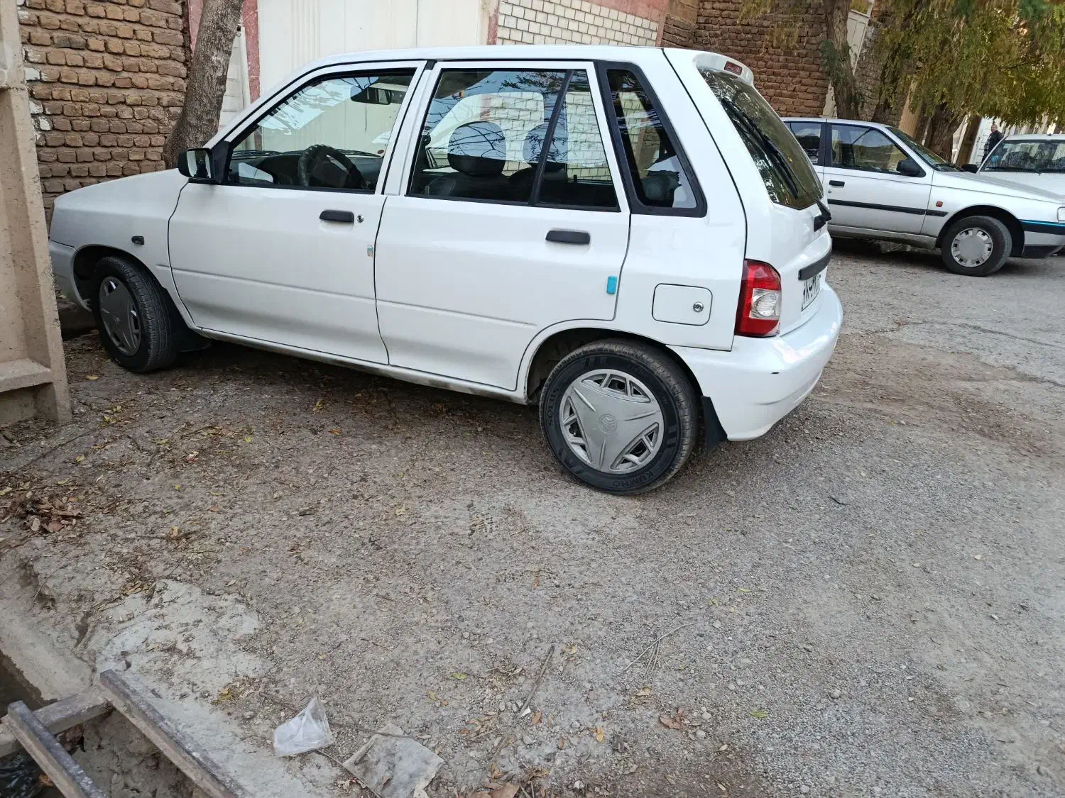 پراید ۱۱۱ مدل ۹۸  کم‌کار کاملاً سالم و بدون رنگ|خودرو سواری و وانت|خرم‌آباد, |دیوار