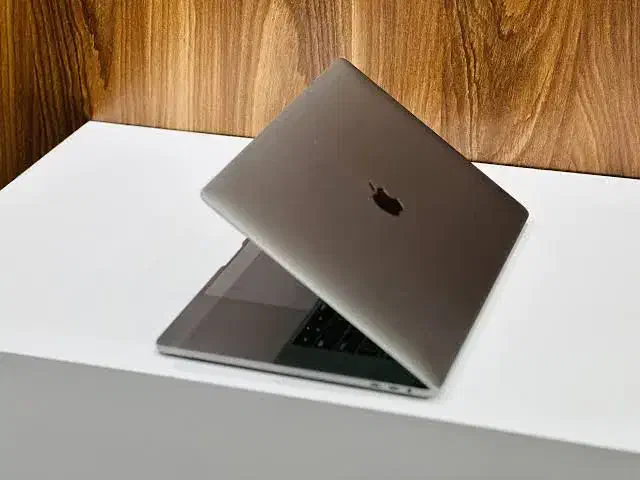 MacBook pro A1990|رایانه همراه|اهواز, شهرک حفاری|دیوار