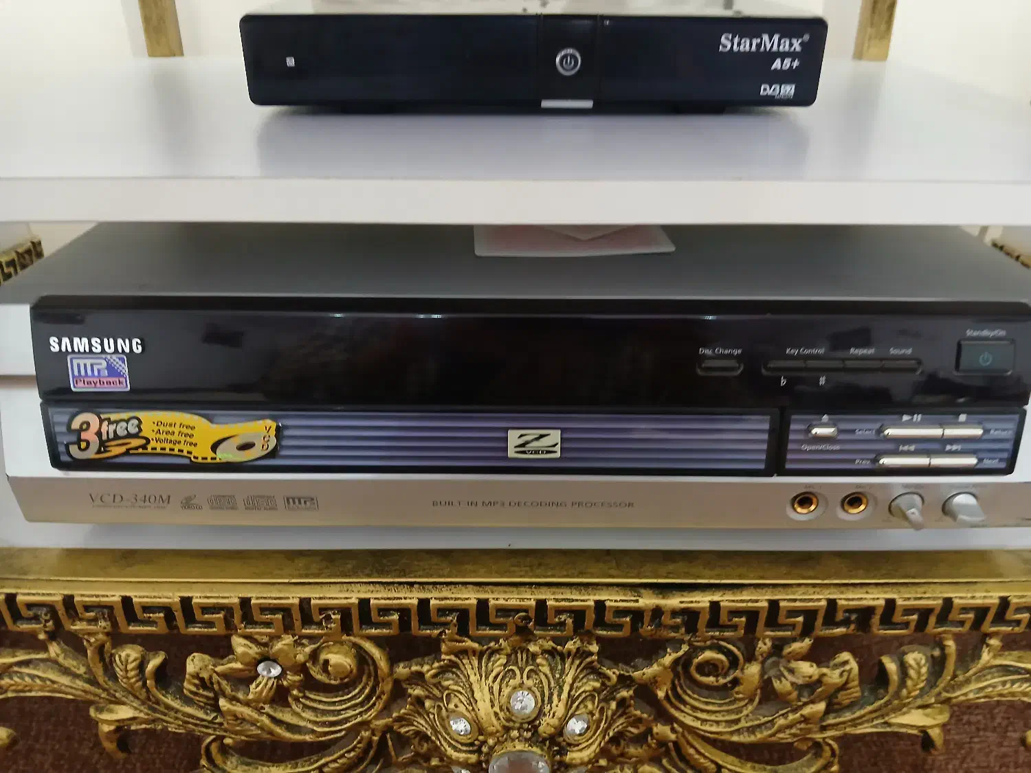 یک دستگاهDVD|پخشکننده DVD و ویدیو|خرمآباد, |دیوار