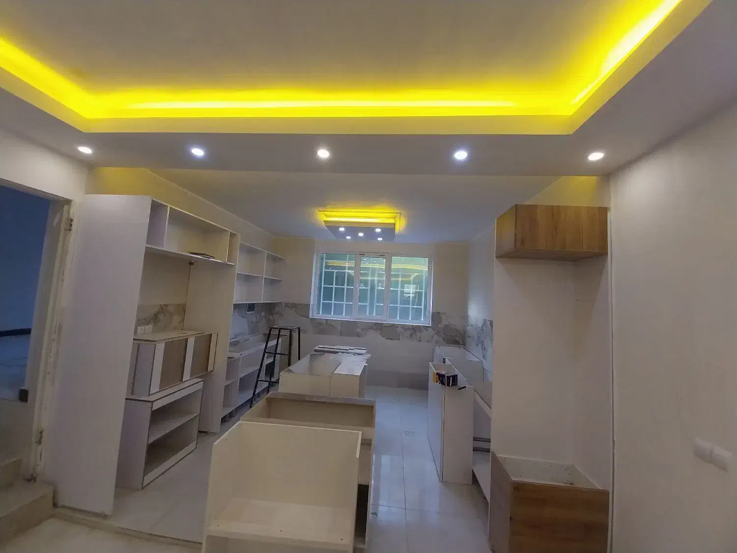 شاگرد برقکاروبرقکار نیمه ماهر|استخدام معماری، عمران و ساختمانی|ملایر, |دیوار