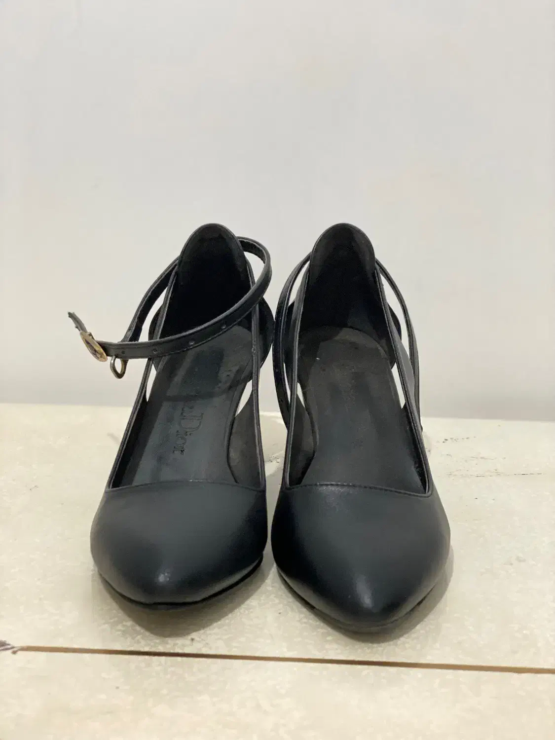 کفش سایز ۳۸قواره کوچک|کیف، کفش، کمربند|رشت, جهاد|دیوار