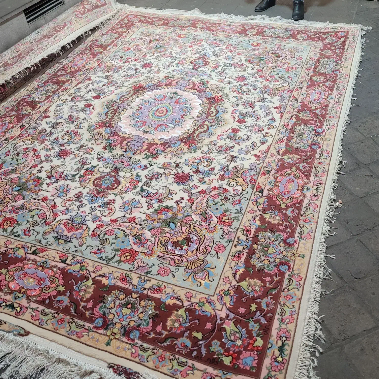 ۹متری گلدانی|فرش|تبریز, |دیوار