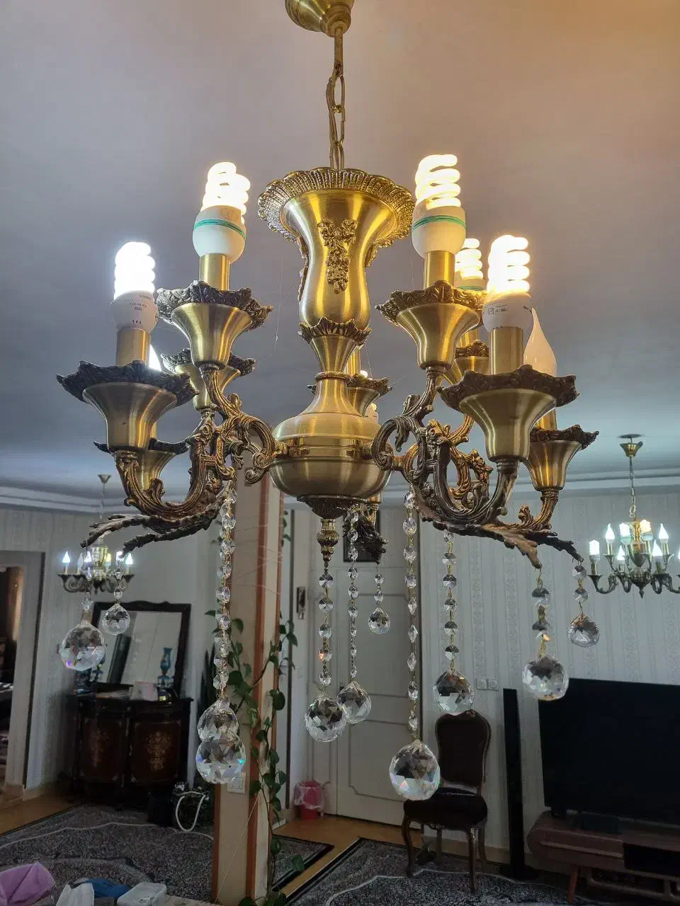 ۴ عدد لوستر برنجی|لوستر و چراغ آویز|اراک, |دیوار