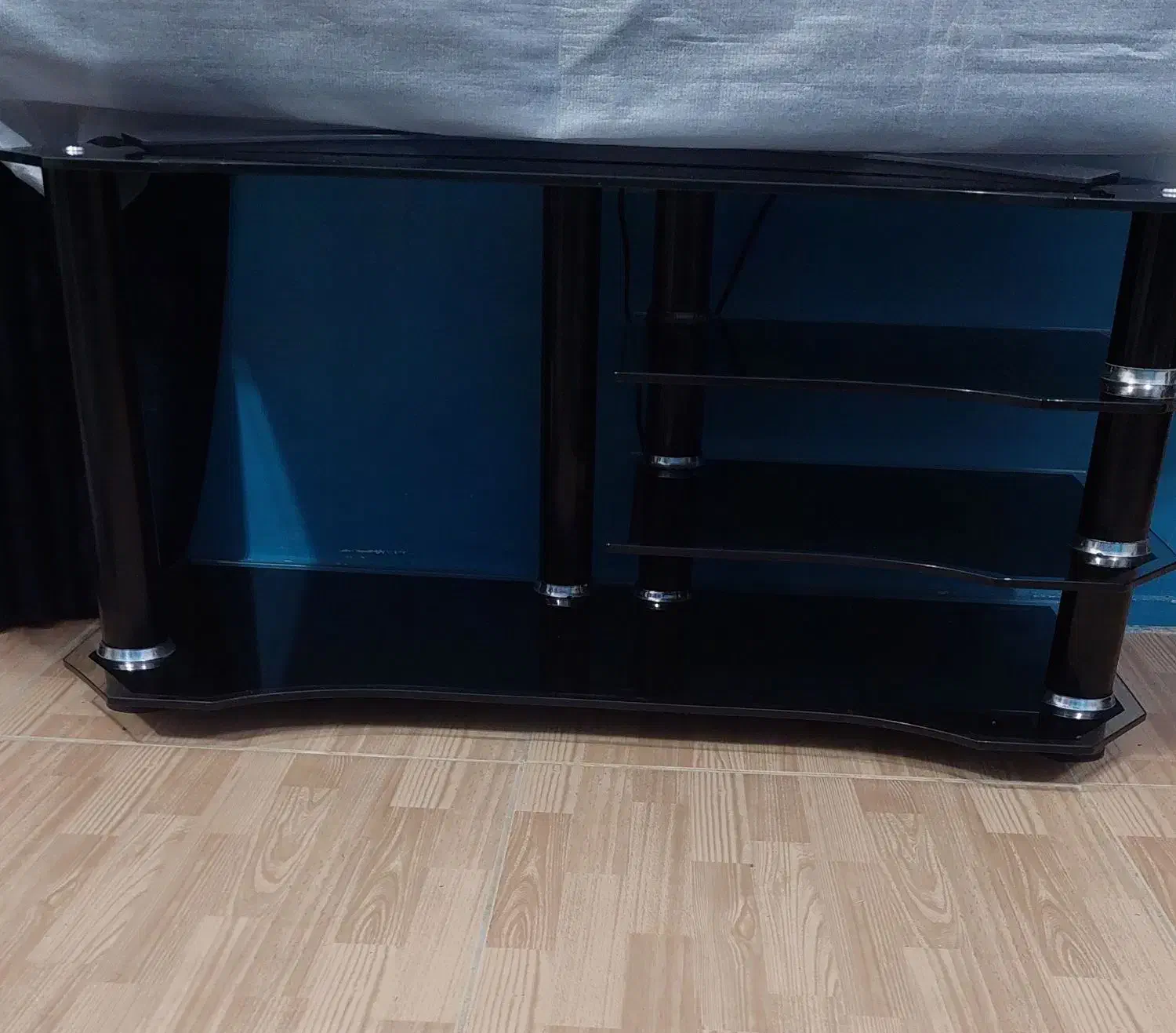 میز تلوزیون شیشه ای|میز تلویزیون|خرمشهر, |دیوار