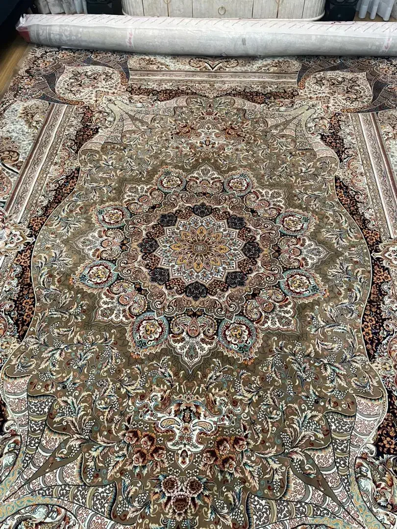 فرش 12 متری|فرش|لاهیجان, کوی آزادگان|دیوار