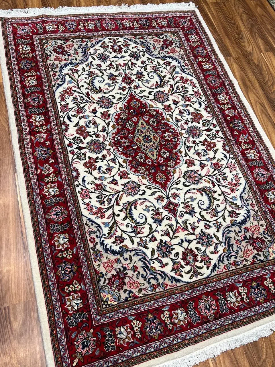 یک تخته قالیچه ۳ متری ساروق ریز بافت|فرش|تهران, بازار|دیوار