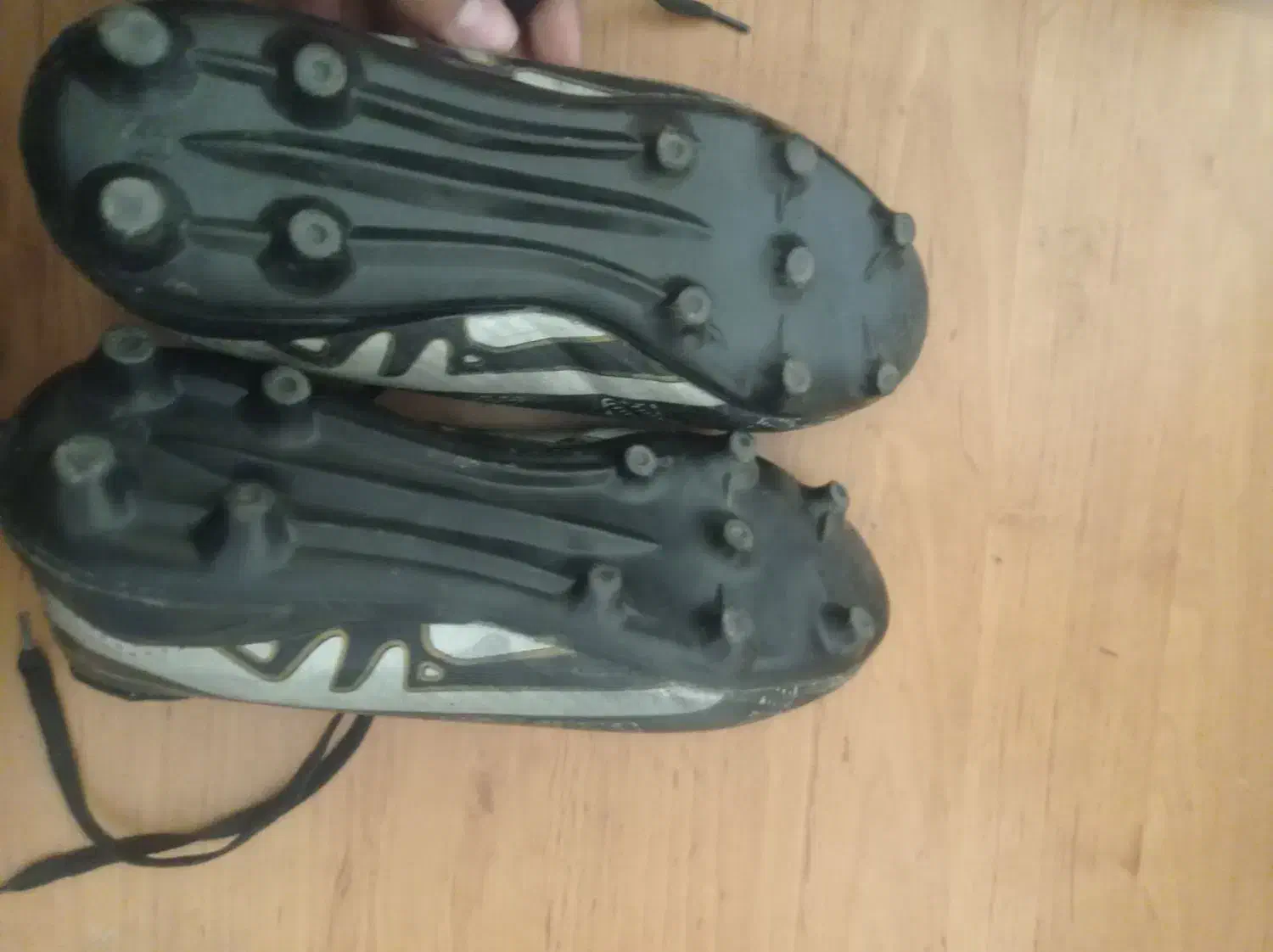 کفش استوک دار چمنی|تجهیزات ورزشی|مسجد سلیمان, |دیوار