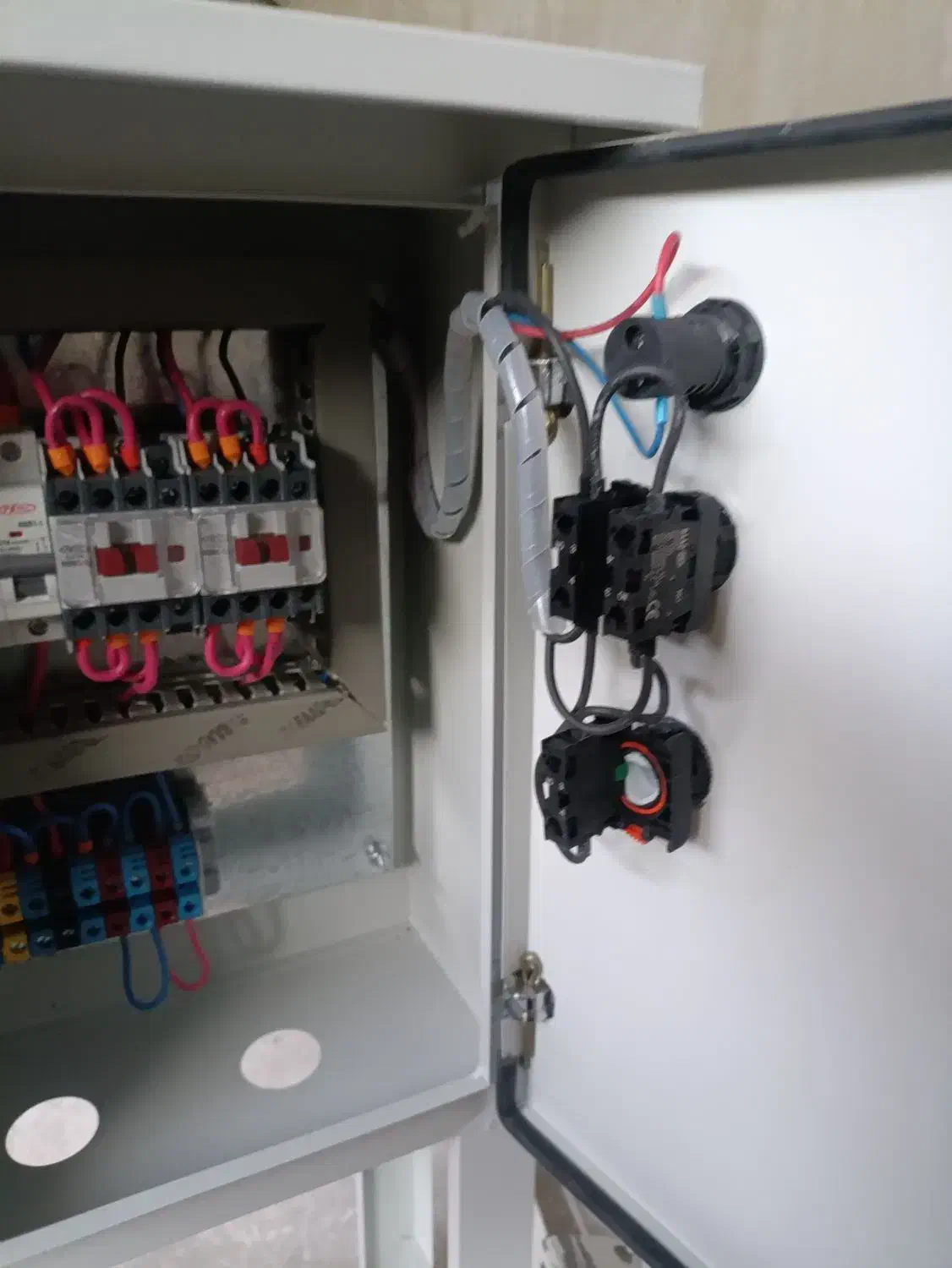 فروش و مونتاژ تابلو برق|مصالح و تجهیزات ساختمان|شیراز, شهرک صنعتی شیراز|دیوار