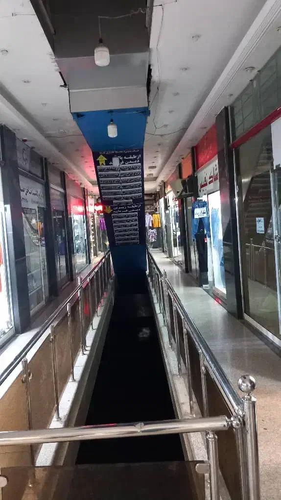 فروش  یک باب مغازه همکف پاساژ یلدا|فروش مغازه و غرفه|هشتگرد, هشتگرد قدیم|دیوار