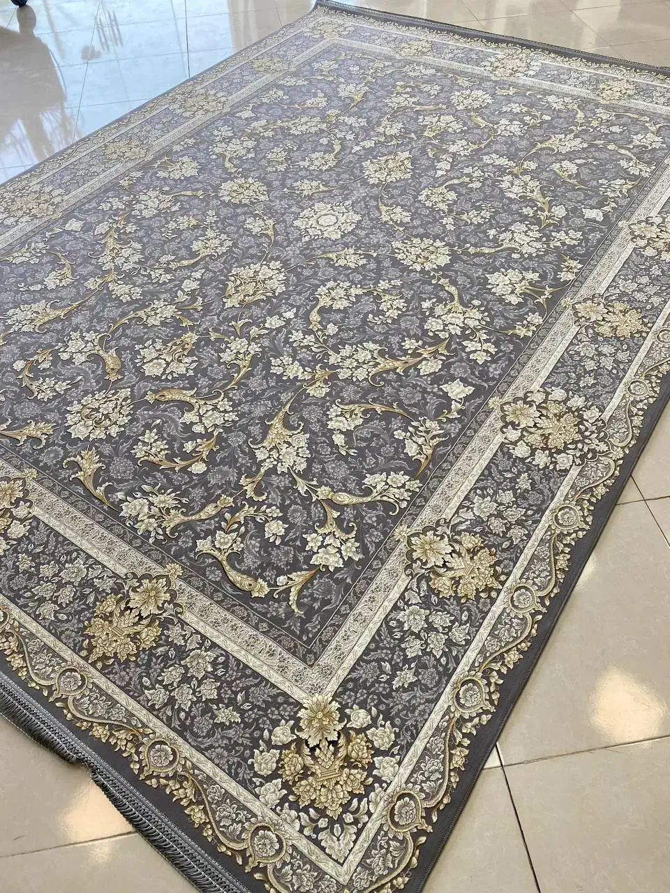 فرش 1200طرح شکوفه|فرش|بندرعباس, |دیوار