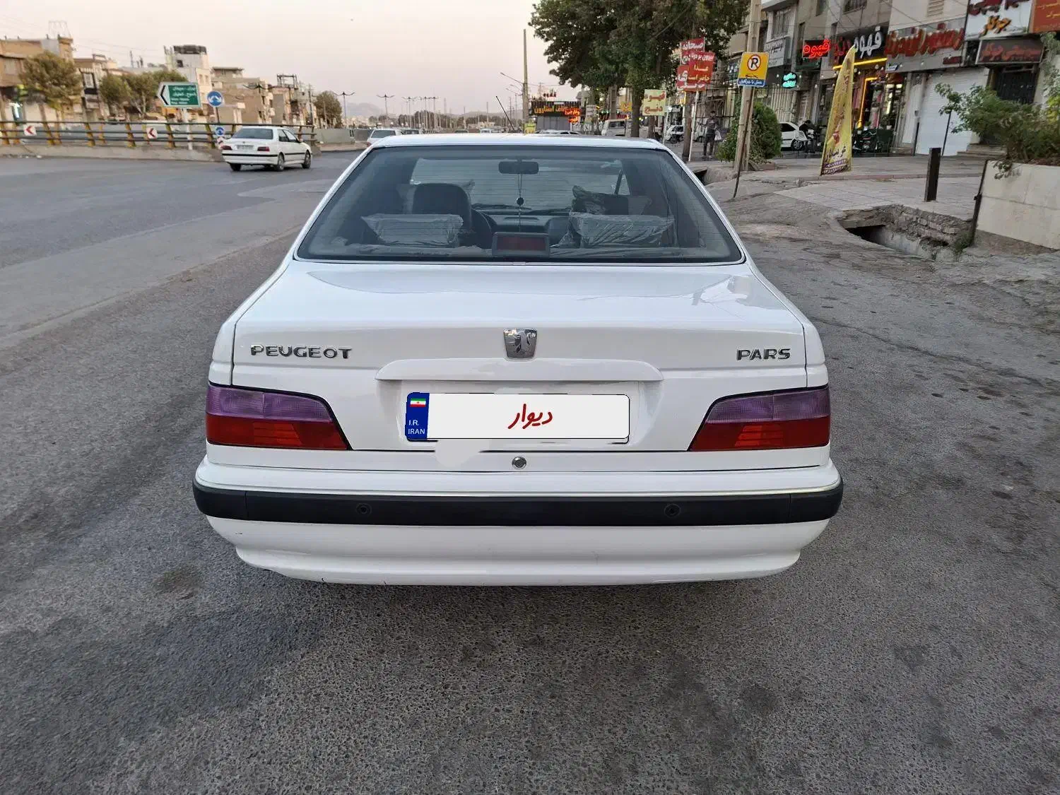 پارس xu7p مدل ۱۴۰۱|خودرو سواری و وانت|شیراز, گویم|دیوار