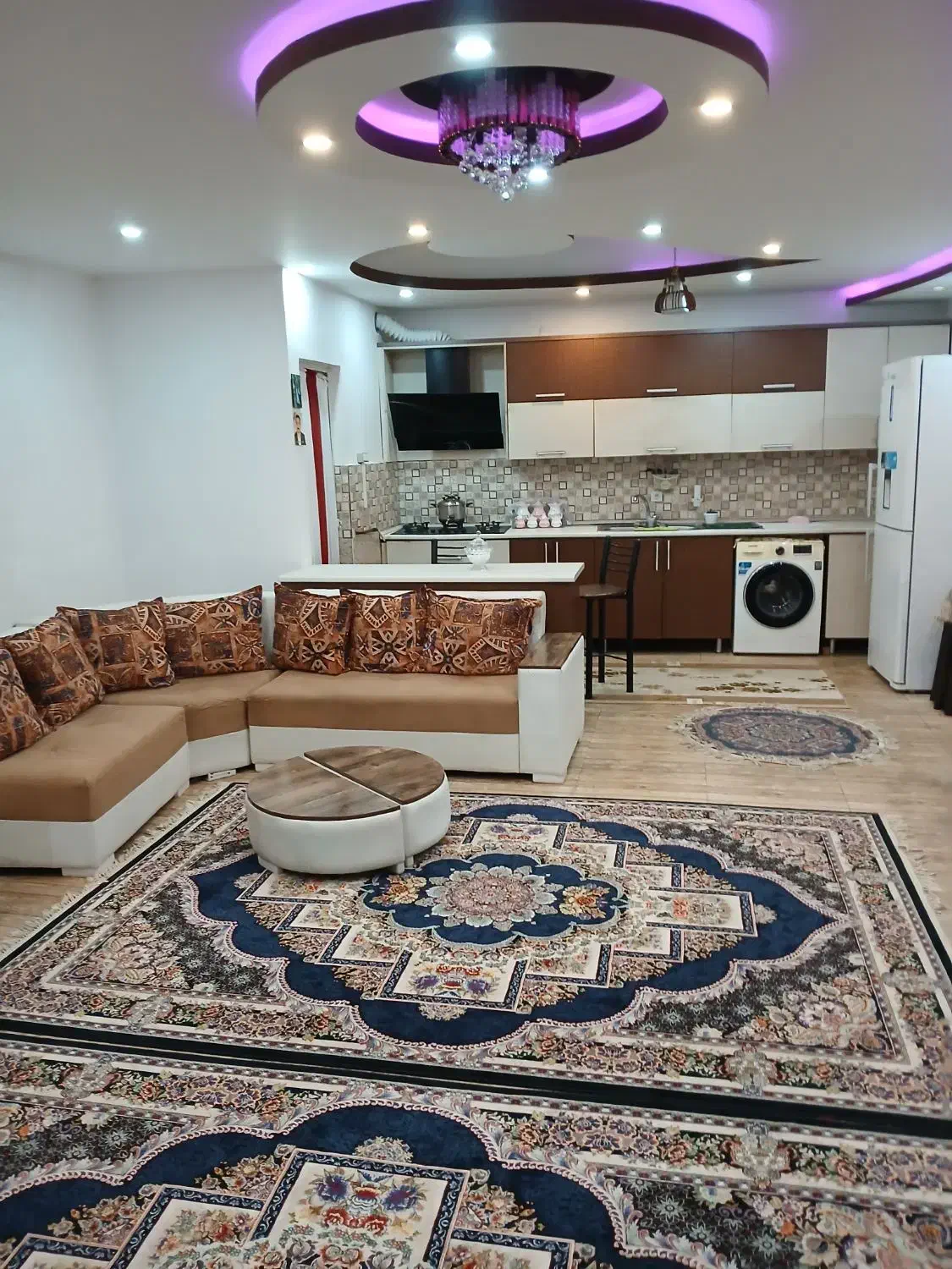 اجاره آپارتمان 100متری شهدا.پاستوریزه.متحدین|اجارهٔ آپارتمان|رشت, پاستوریزه|دیوار