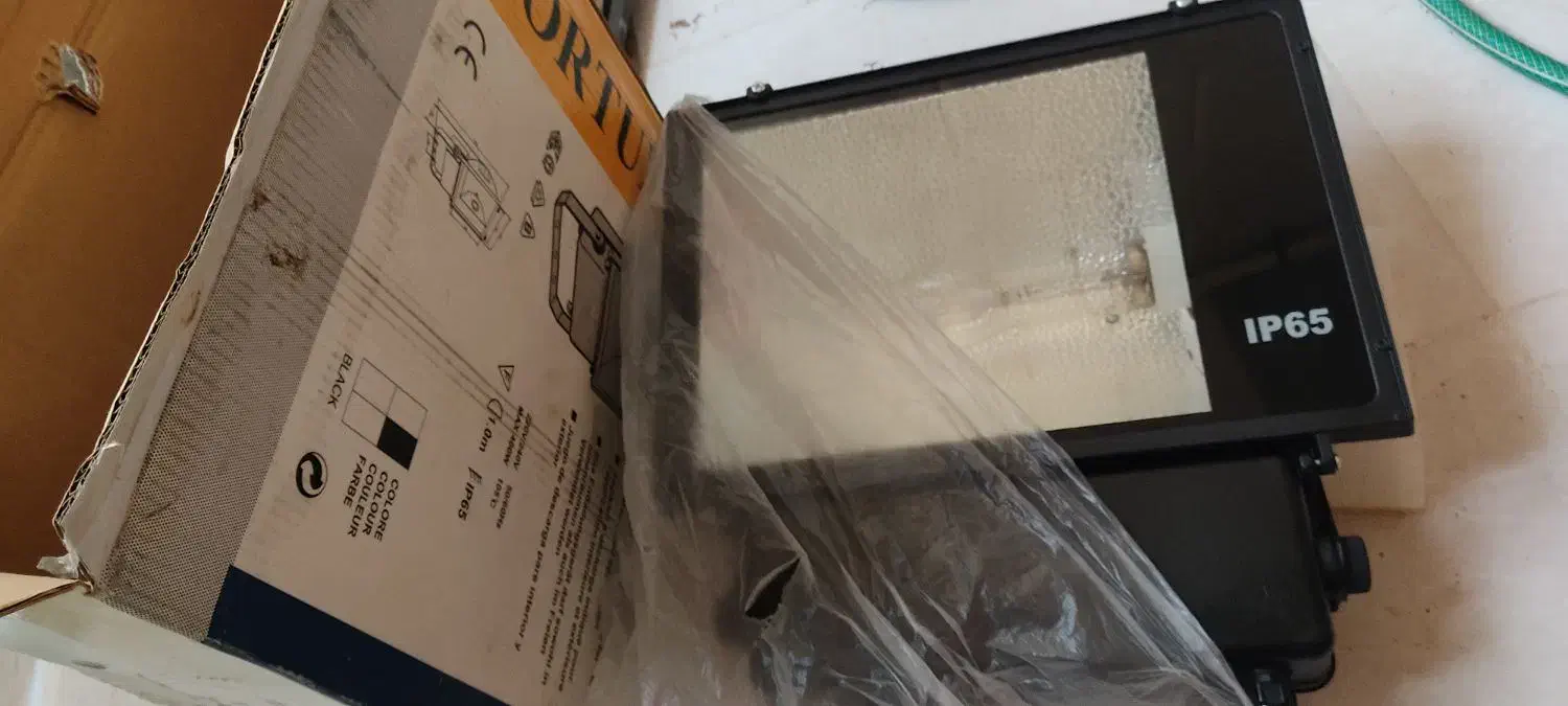 پروژکتور خیاری و مدادی بیست عدد|تلویزیون و پروژکتور|بندر گناوه, |دیوار