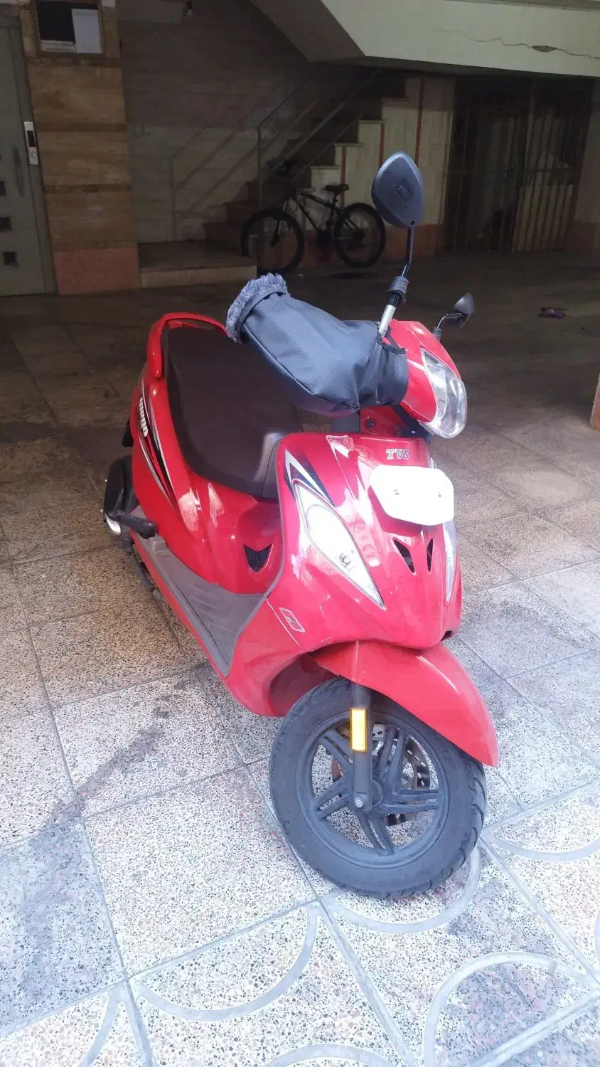 وگو ۴۰۲|موتورسیکلت|تهران, منیریه|دیوار