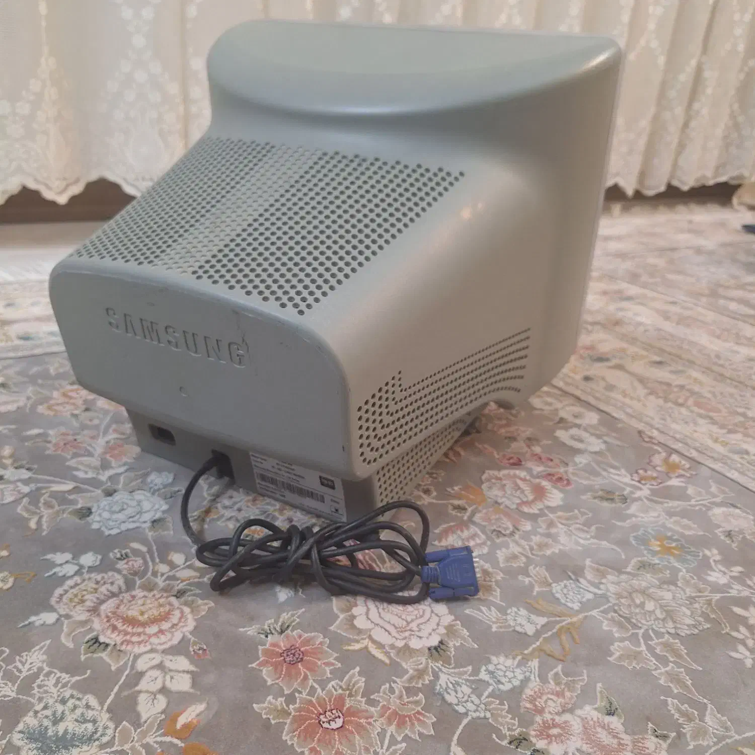 مانیتور ۱۷ اینچ سامسونگ کرهای|قطعات و لوازم جانبی رایانه|قم, پردیسان|دیوار