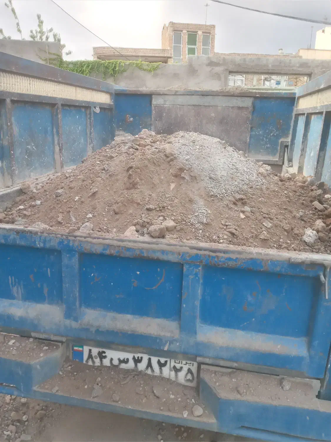 حمل مصالح ساختمانی  ماسه کچ سیمان بلوک سفال وغیره|خدمات حمل و نقل|اهر, |دیوار