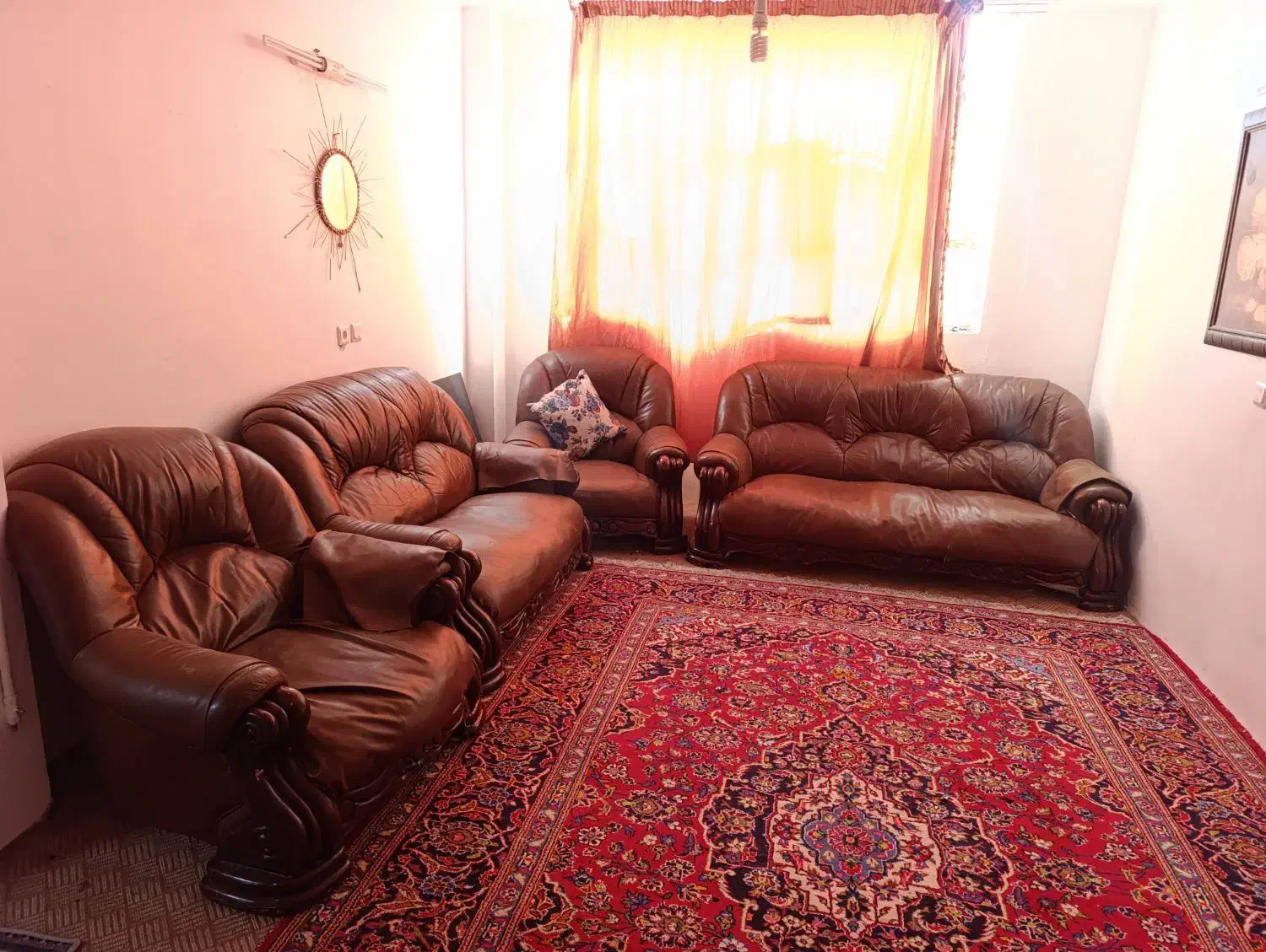 مبل راحتئ شیک و خوشگل|مبلمان خانگی و میز عسلی|خمینی‌شهر, |دیوار