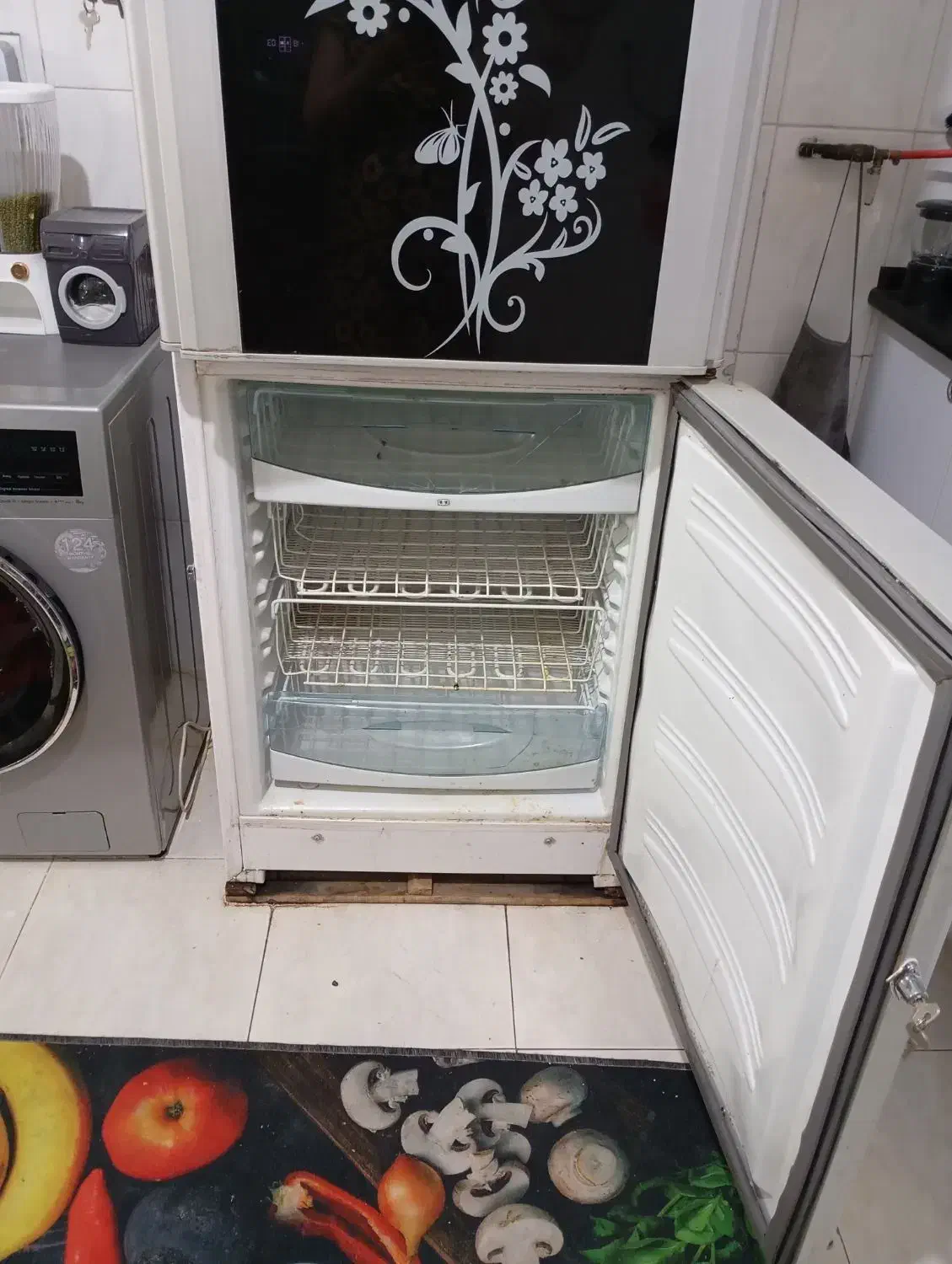 یخچال آسایش تمیز و بدون هیچ ایرادی|یخچال و فریزر|شاهینشهر, گرگاب|دیوار