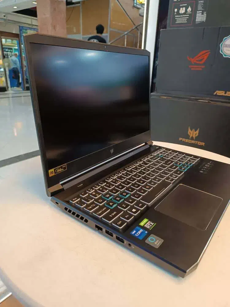 Acer	Predator Helios 300	i7(11800H)	32g	1tssd|رایانه همراه|تهران, میدان ولیعصر|دیوار