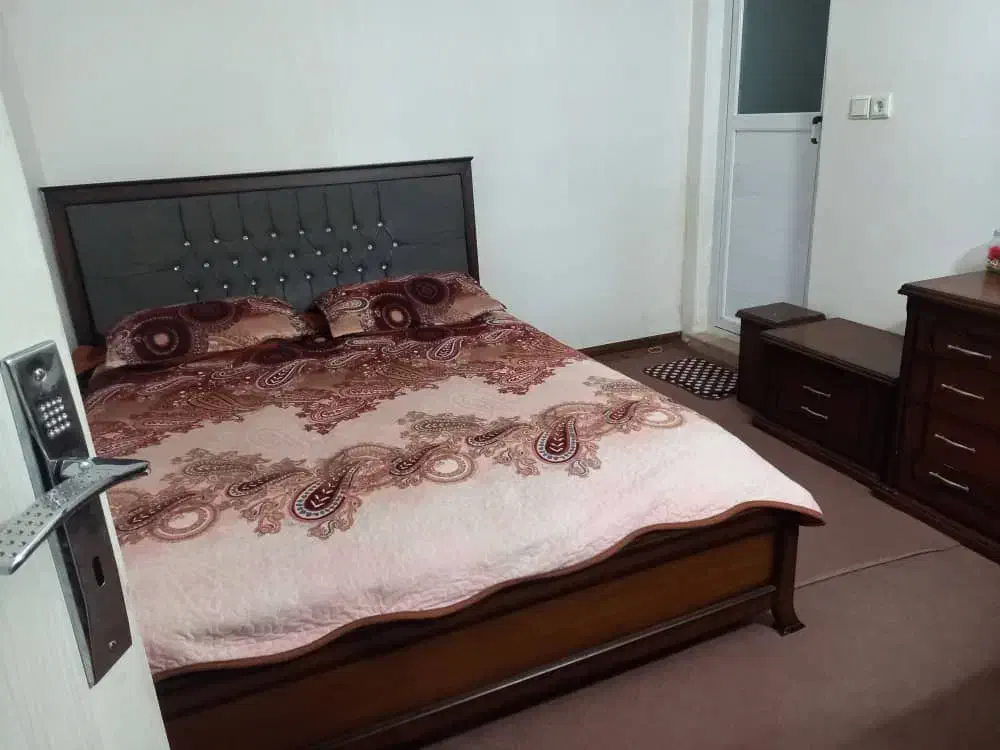 تختخواب. کمد .آینه با میز. دراور ۴ کشویی|تخت و سرویس خواب|فردیس, منظریه|دیوار