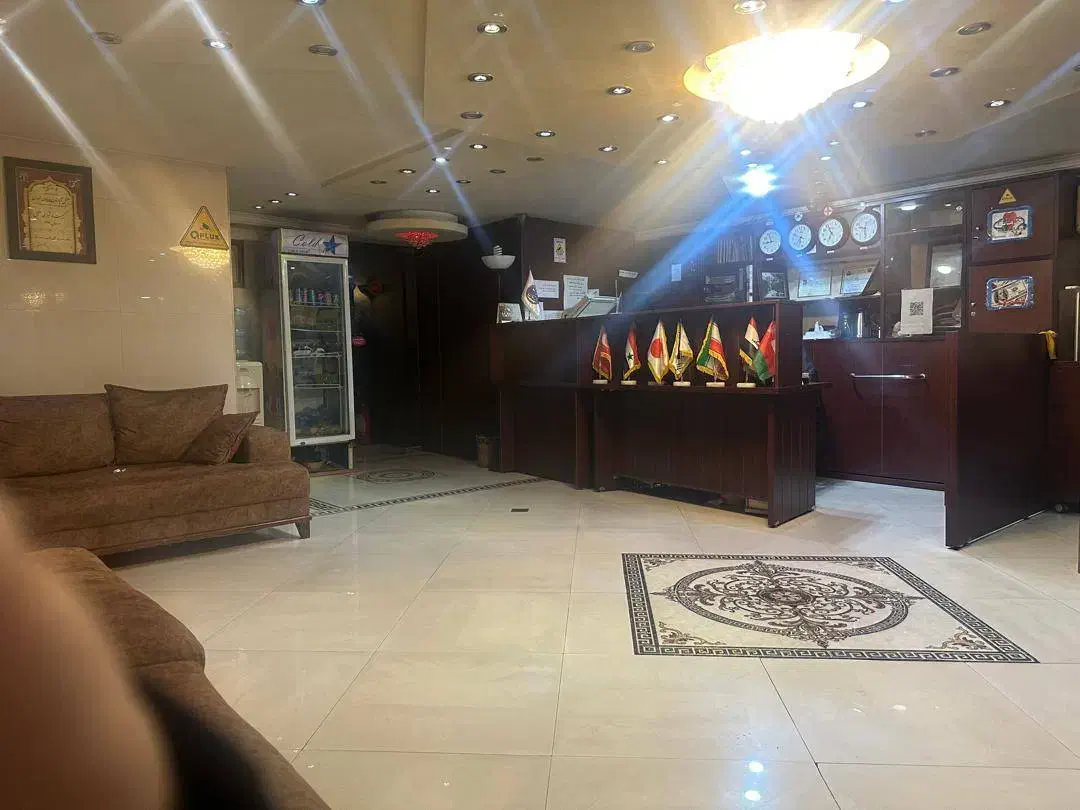 استخدام نیروی خدماتی آقا درهتل پانسیون(باجای خواب)|استخدام سرایداری و نظافت|تهران, فاطمی|دیوار