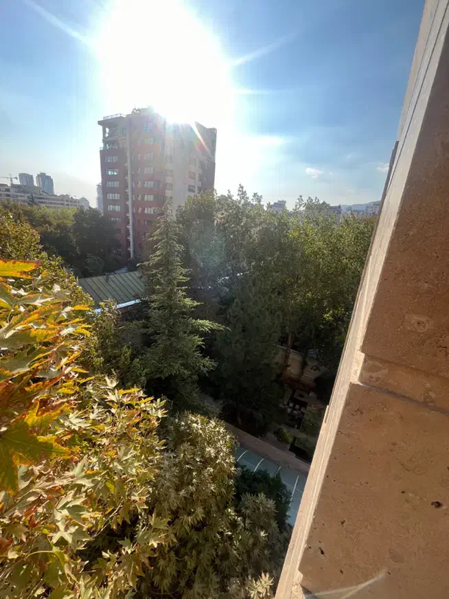 واحد ۱۶۰ متری/دوخواب/قیطریه/ویو مشجر