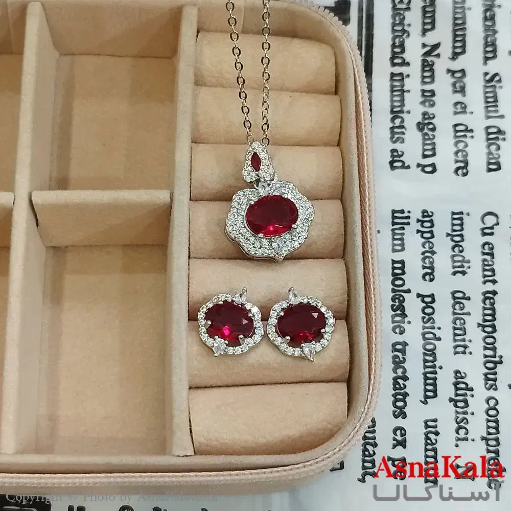 نیم ست و گردنبند نگین قرمز مخصوص یلدا|بدلیجات|مشهد, شیرودی|دیوار
