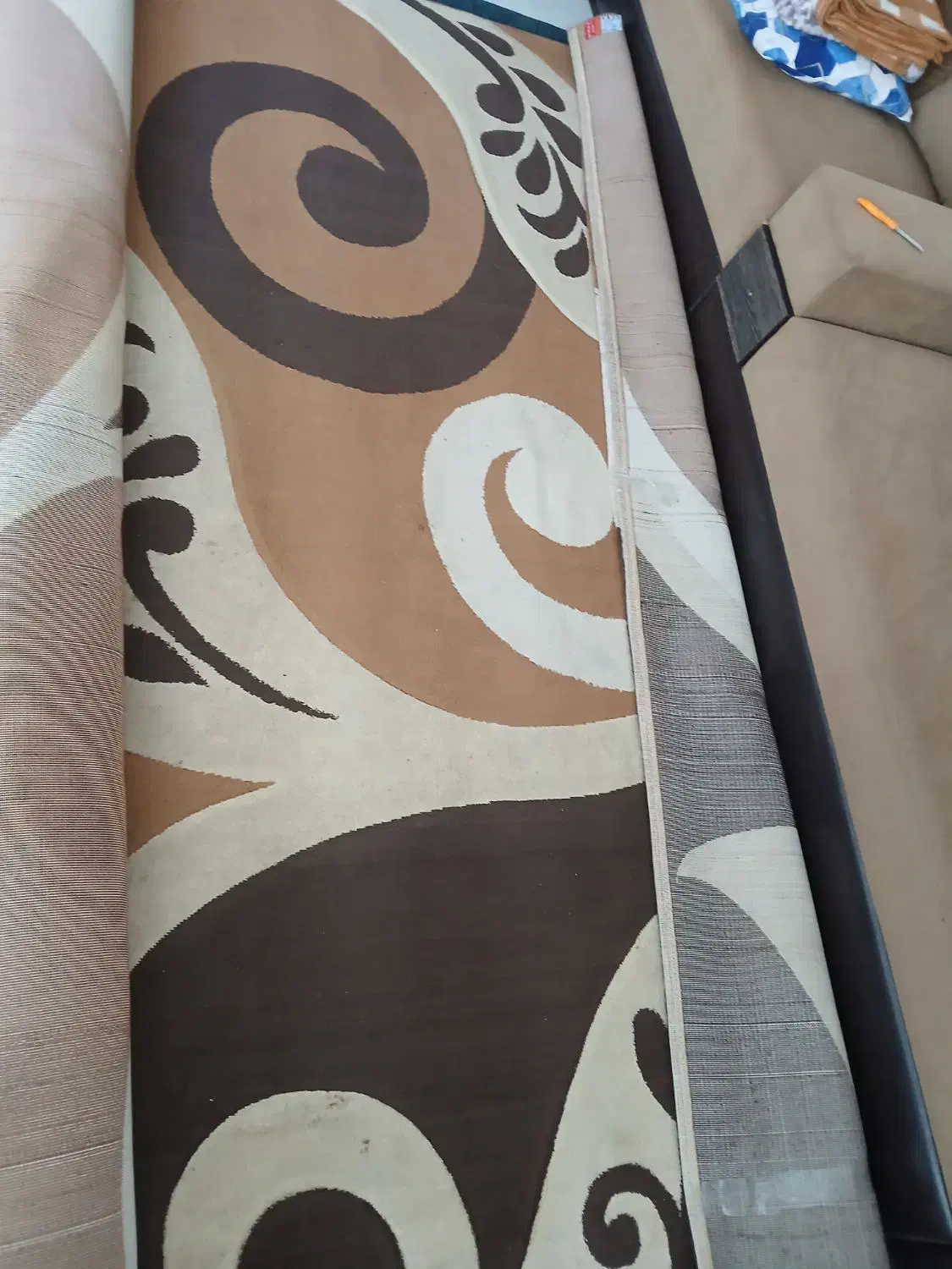 فروش فوری یک عدد فرش طرح گلیم سالم|فرش|شیراز, دارالرحمه|دیوار