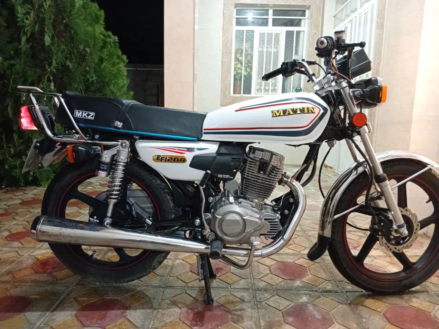 موتورسیکلت هندا۲۰۰ متین|موتورسیکلت|زنجان, |دیوار