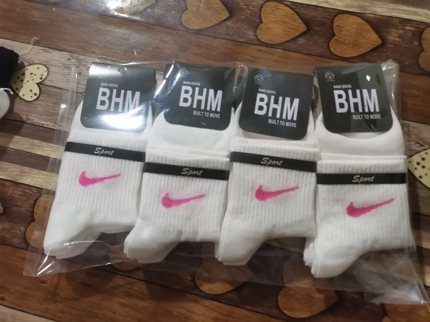 جوراب در طرح های مختلف|لباس|بهار, |دیوار