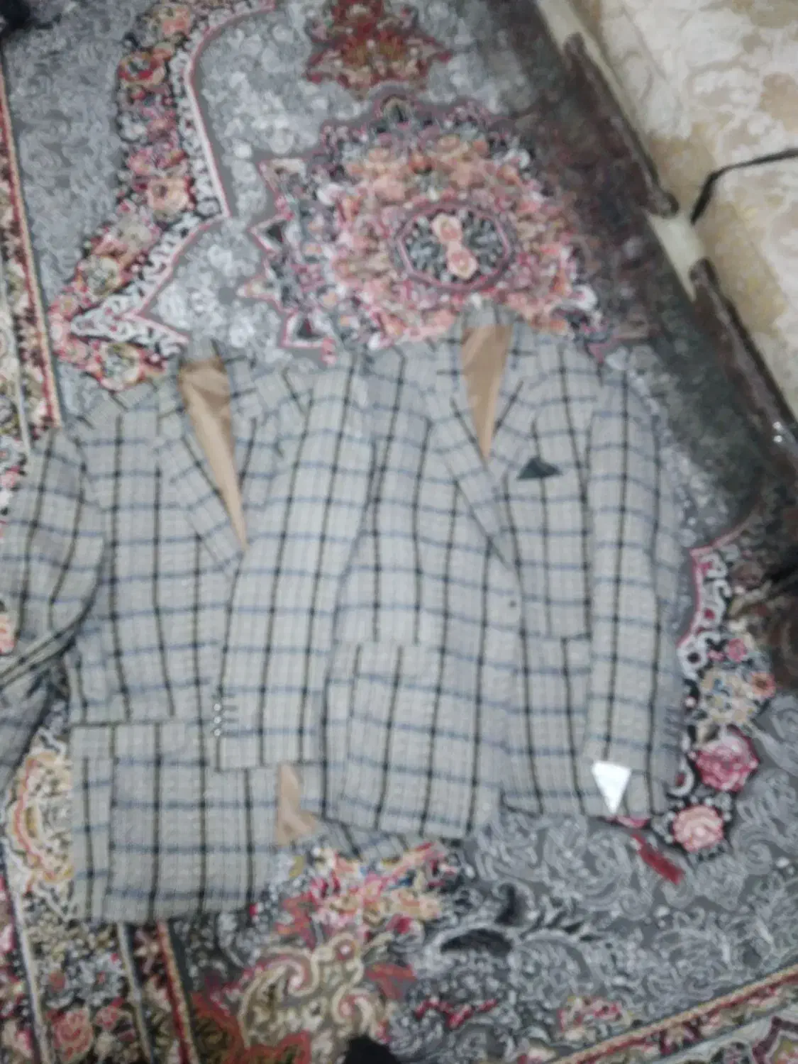 کت تک چهار خانه نو|لباس|پیشوا, |دیوار