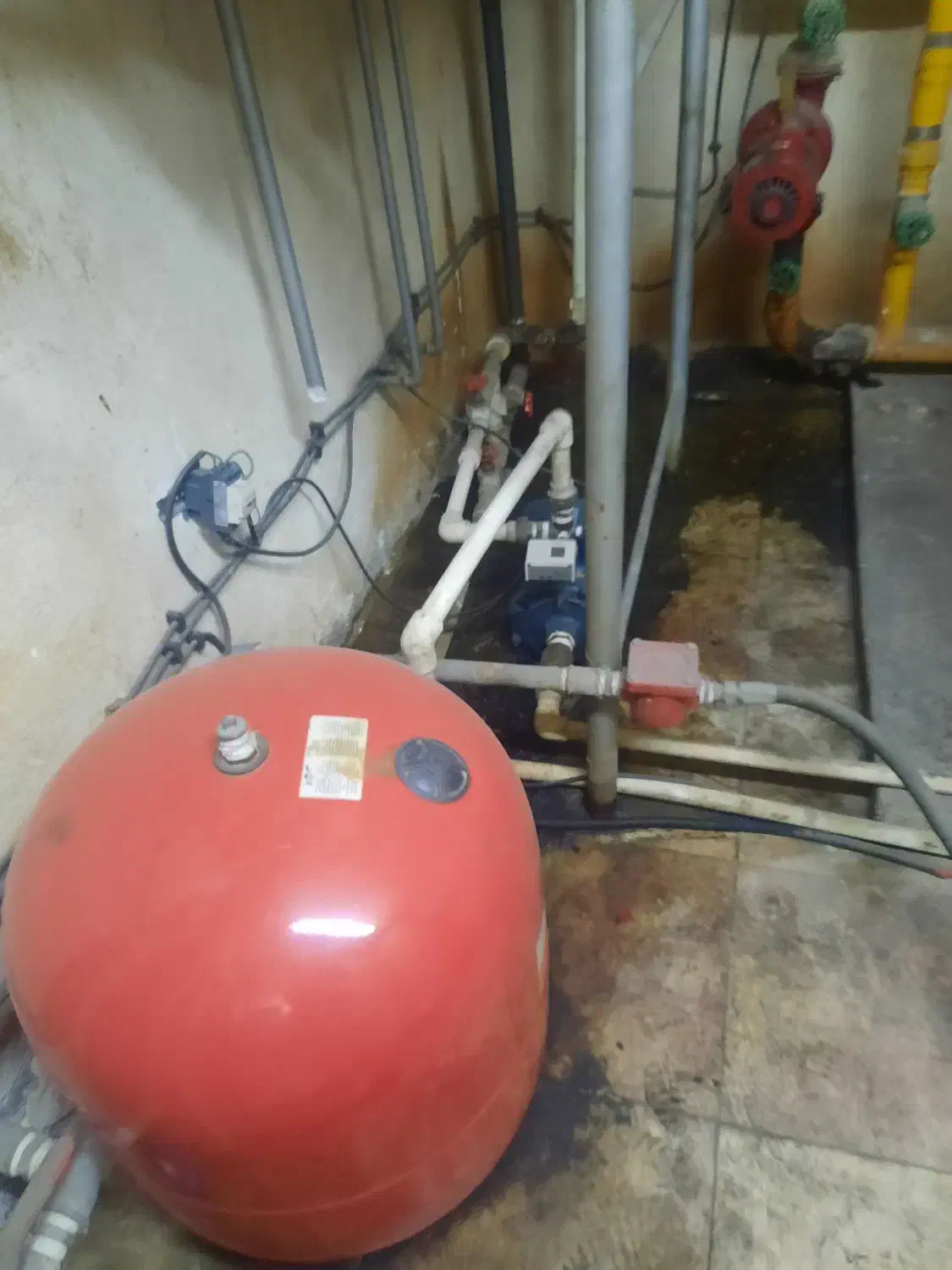 تاسیسات|خدمات پیشه و مهارت|تهران, نعمتآباد|دیوار