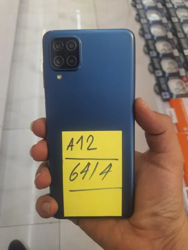 a12 64/4|موبایل|مبارکه, |دیوار
