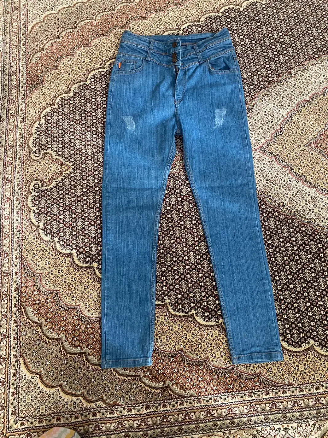 شلوار|لباس|خوی, |دیوار