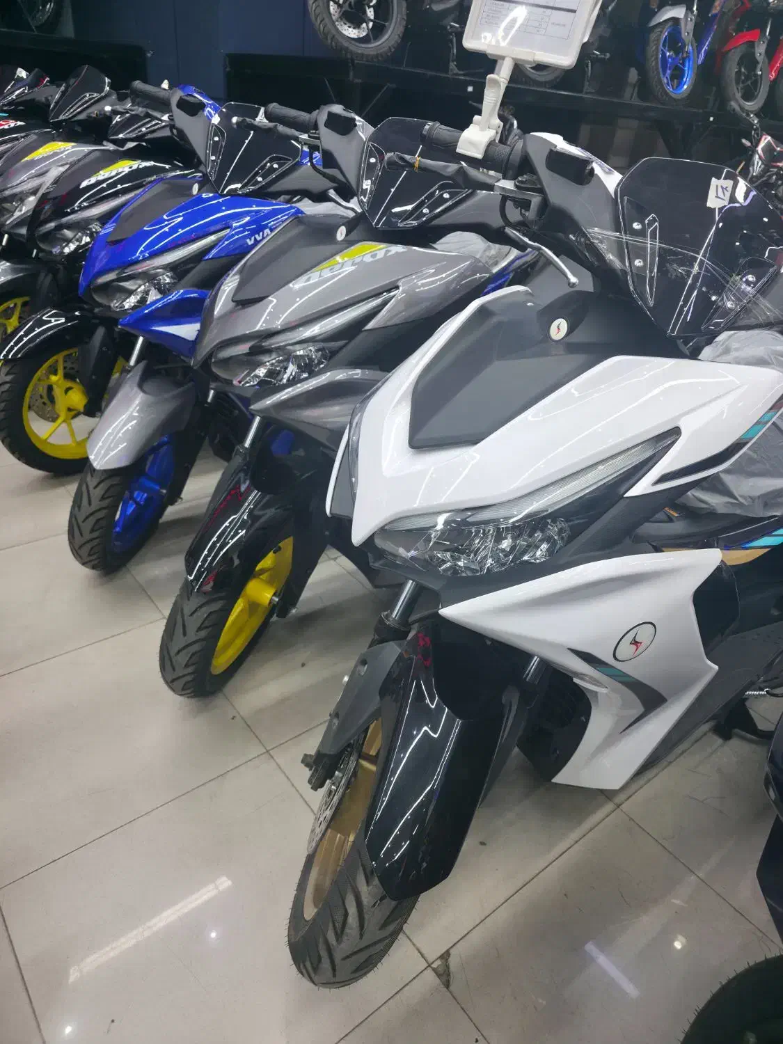 طرح آیروکس سالارگستر (اقساطی)|موتورسیکلت|تهران, هاشمی|دیوار