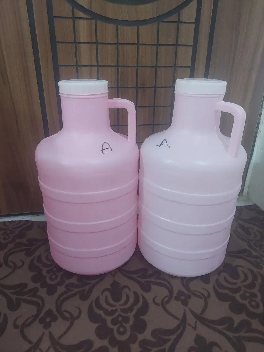 دبه خیاشور|لوازم نظافت|قم, ولیعصر|دیوار