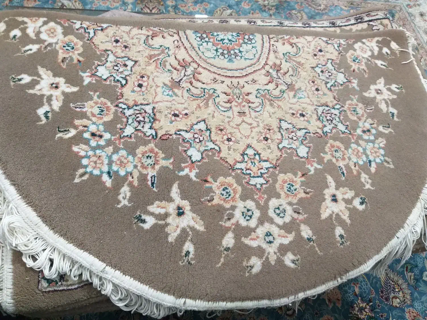 فروش قالیچه|فرش|اندیشه, اندیشه فاز ۳|دیوار