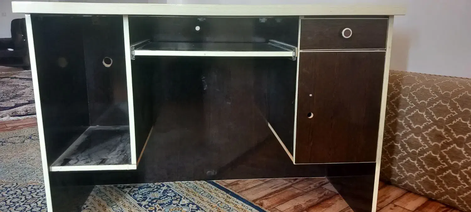 میز|میز تحریر و کامپیوتر|مسجد سلیمان, |دیوار