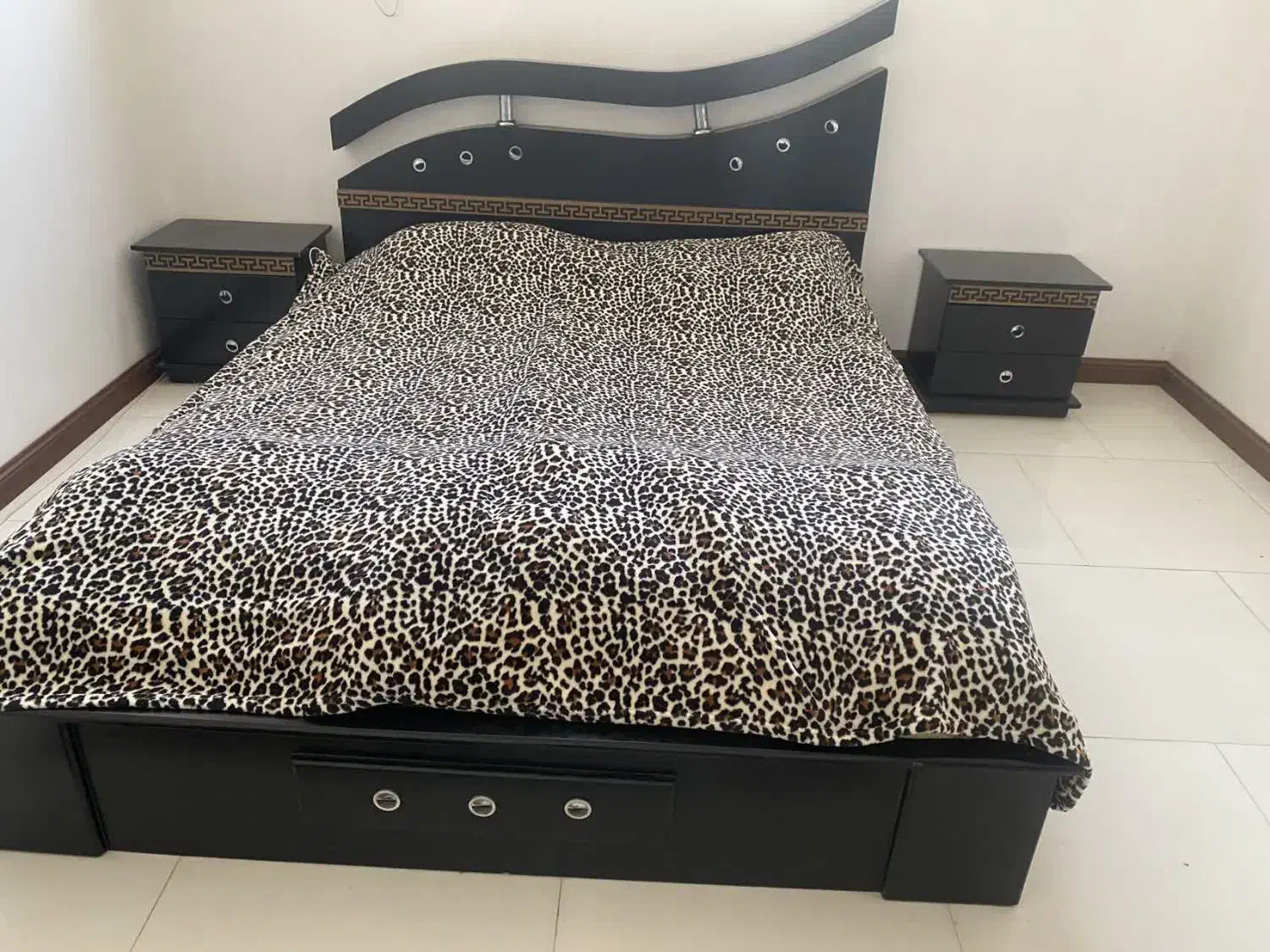 سرویس خواب|تخت و سرویس خواب|شاهرود, |دیوار