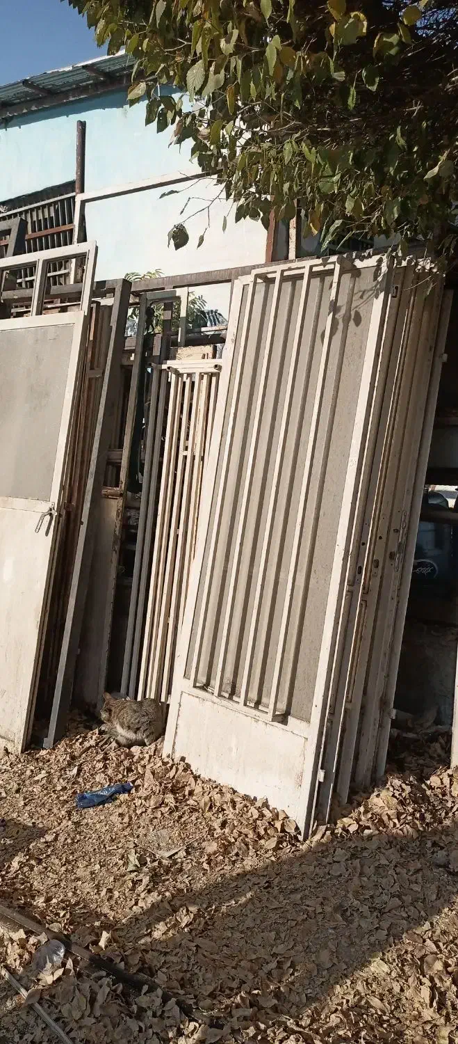 در و پنجره|مصالح و تجهیزات ساختمان|کرج, گلدشت|دیوار