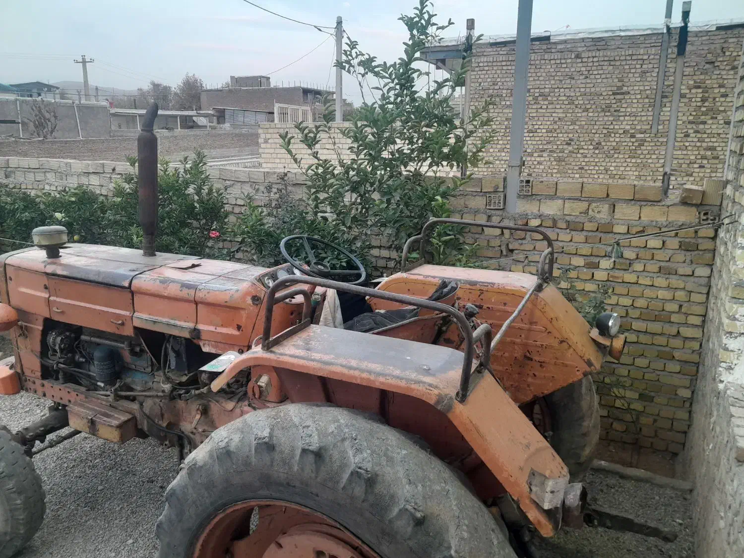 تراکتور رومانی|خودرو سنگین|خرم‌آباد, |دیوار