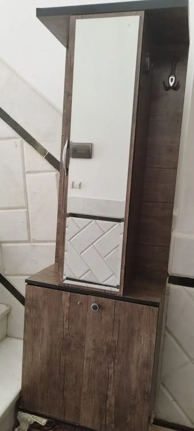 جاکفشی|جاکفشی، کمد، دراور|زابل, |دیوار