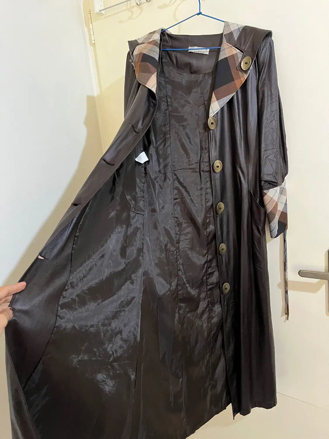 پالتو|لباس|بابل, |دیوار