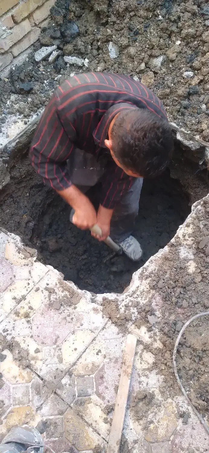 بنا،بنایی،کارگر تخریب پیمانکاری صفرتاصد بدون مجوز|خدمات پیشه و مهارت|ارومیه, |دیوار